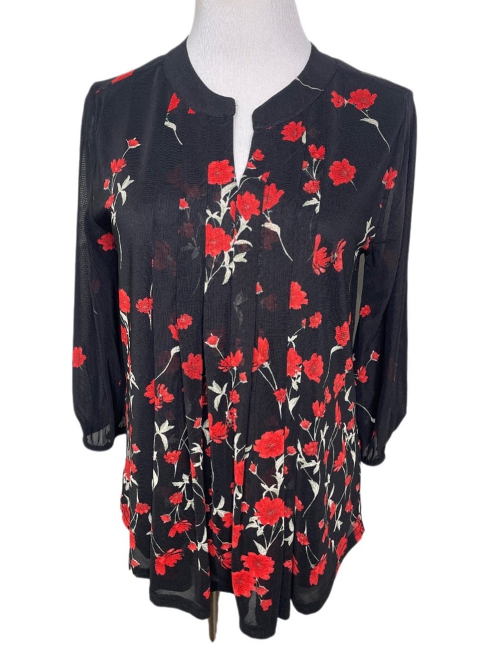 Siren Lily Petites Floral Print 3/4 Sleeve Pleated Blouse